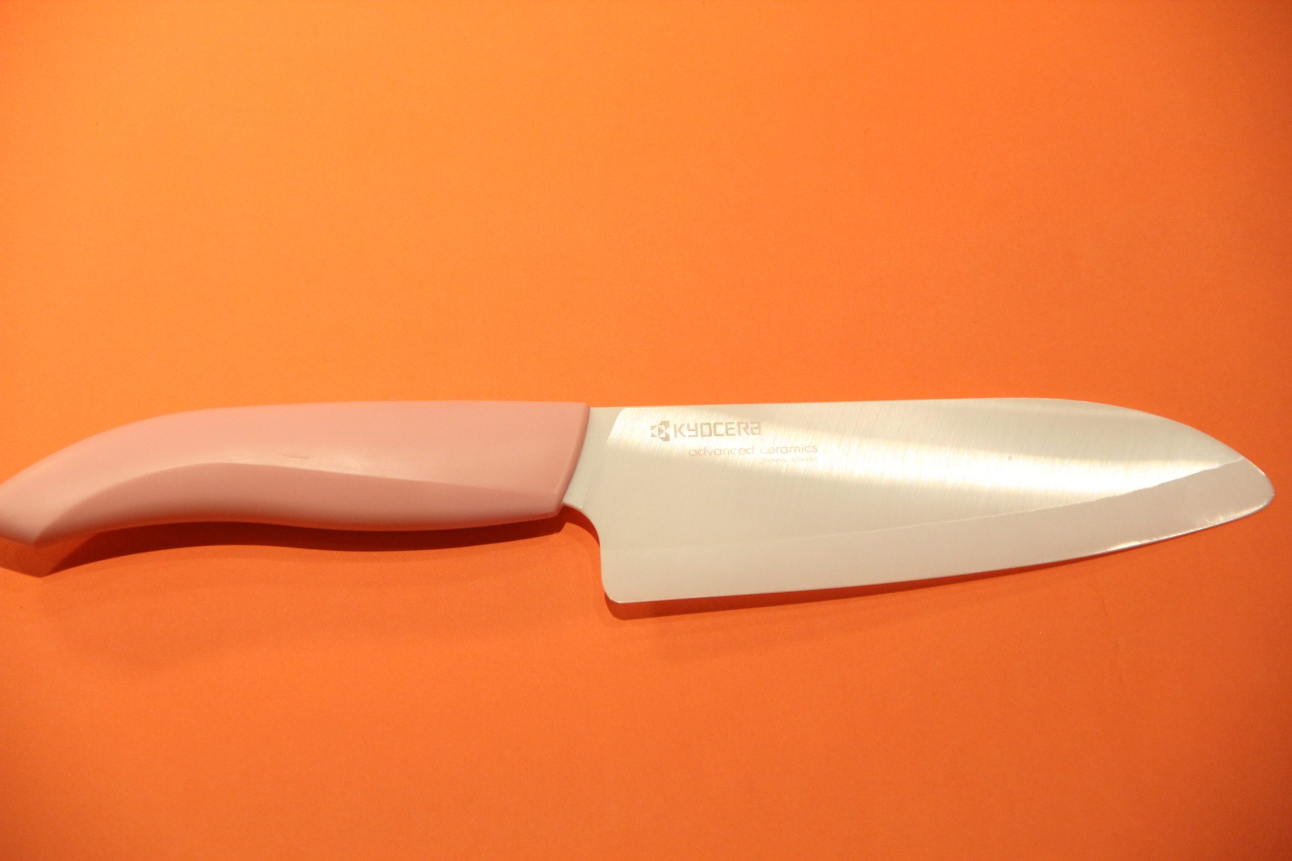 Kyocera Coltello Santoku, cm, 14 nastro rosa - Coltelleria Storica Prezioso